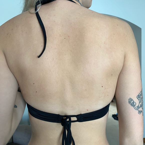 VICTORIAS SECRET BLACK SWIM TOP - Picture 4 of 6